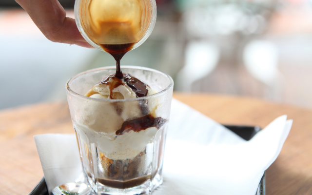 affogato coffee with ice cream